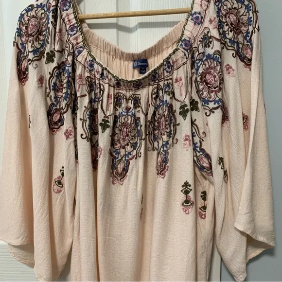 Embroidered Floral Blouse by Democracy 3XL - Picture 12 of 13